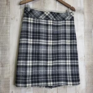 L.L Bean Wool Blend Skirt. Size 8. Grey, Black & White.